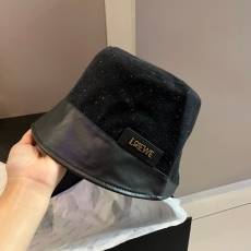 Loewe Caps